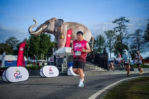 BIB: 
                            <button type="button" onclick="openModal(26541985)" class="btn btn-primary btn-sm float-right btn-popup" data-toggle="modal" data-target=".modal-high-quality">
                        <i class="fas fa-shopping-cart"></i> Add to Cart
                    </button>
                                            <button type="button" onclick="isThisMe(26541985, true)" class="btn btn-success btn-sm float-right btn-popup btn-isme hidden" data-toggle="tooltip" data-placement="bottom" title="นี่คือรูปของคุณใช่ไหม คลิกที่นี่เพื่อเอาเข้าอัลบั้ม">
                        <i class="fas fa-plus"></i> Add to album
                    </button>
                    <button type="button" onclick="isThisMe(26541985, false)" class="btn btn-warning btn-sm float-right btn-popup btn-isnotme hidden">
                        <i class="fas fa-ban"></i> Remove from album
                    </button>